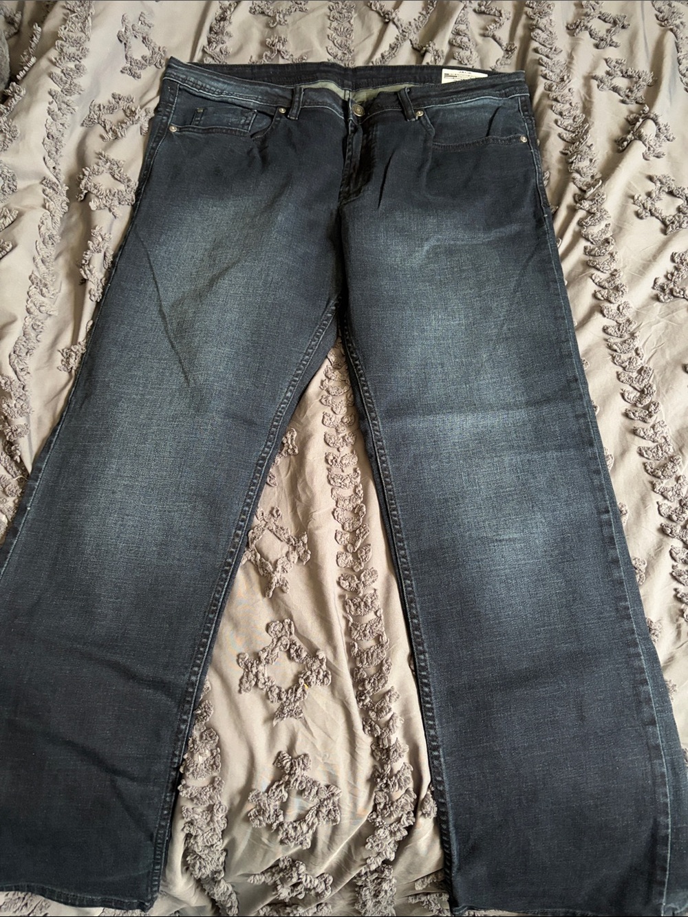 Buffalo David Bitton Men’s Relaxed Jeans in Charcoal Wash